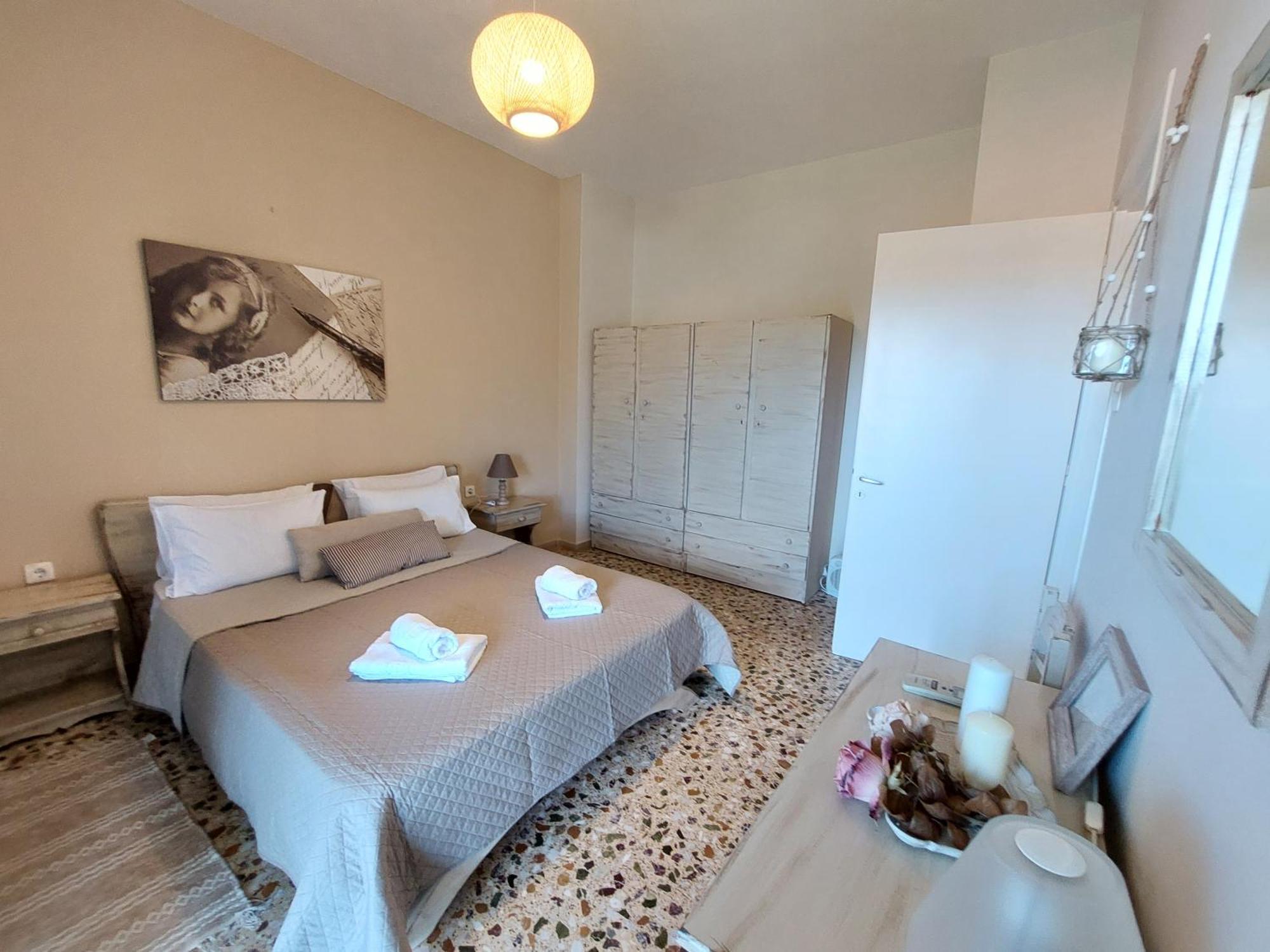 Lourantos Studios & Apartments Vathí Kültér fotó
